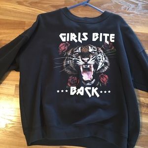 “Girls Bite Back” | Sweatshirt